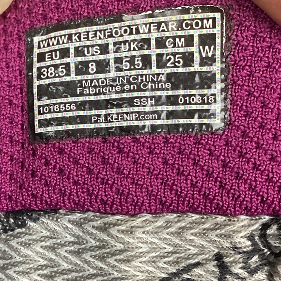 Keen Targhee lll Low Waterproof Hiking Shoes - Picture 9 of 10